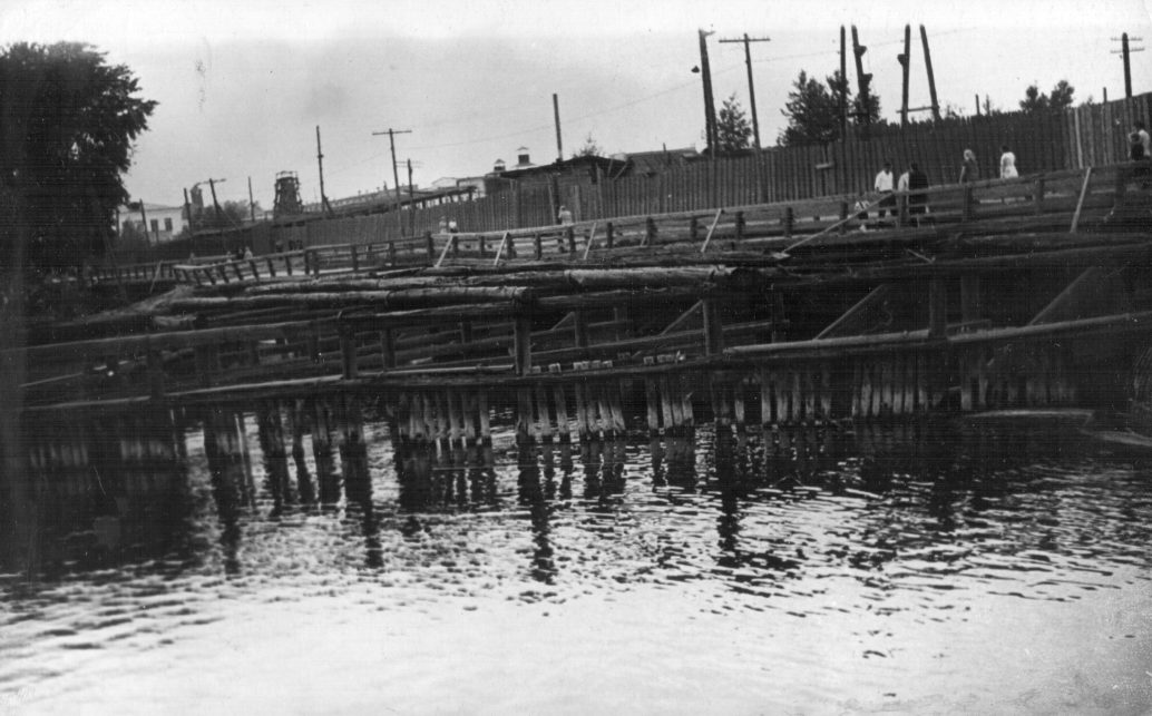 Старая Режевская плотина, фото середины XX века