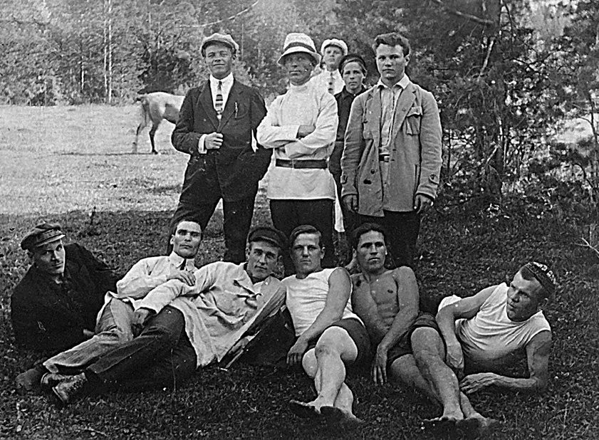 Организаторы первых в Реже легкоатлетических соревнований