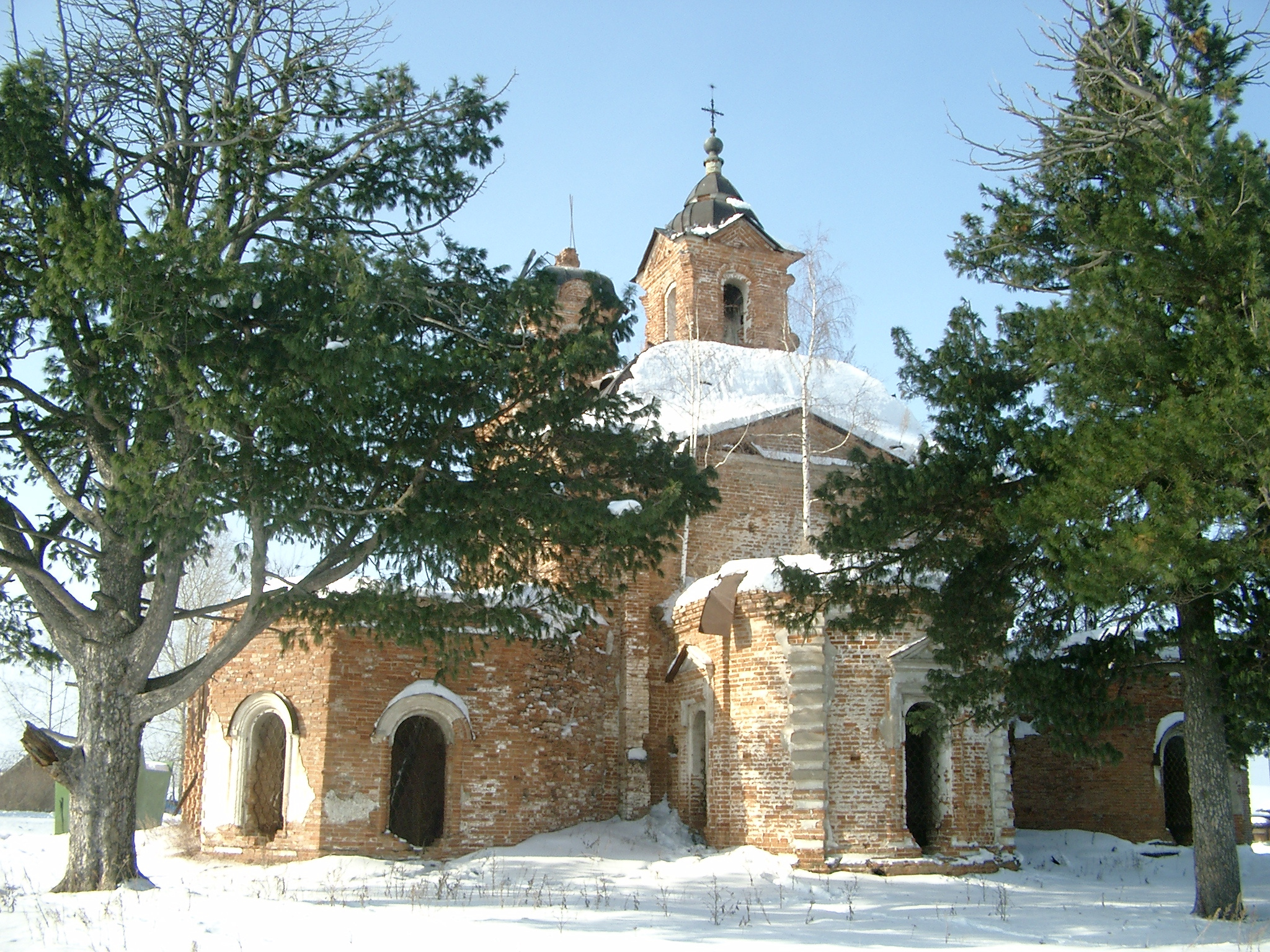 Крестовоздвиженская церковь в селе Леневском
