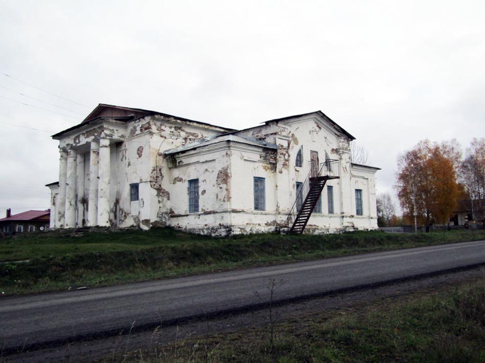 Современный вид бывшего Богоявленского храма в Черемисском