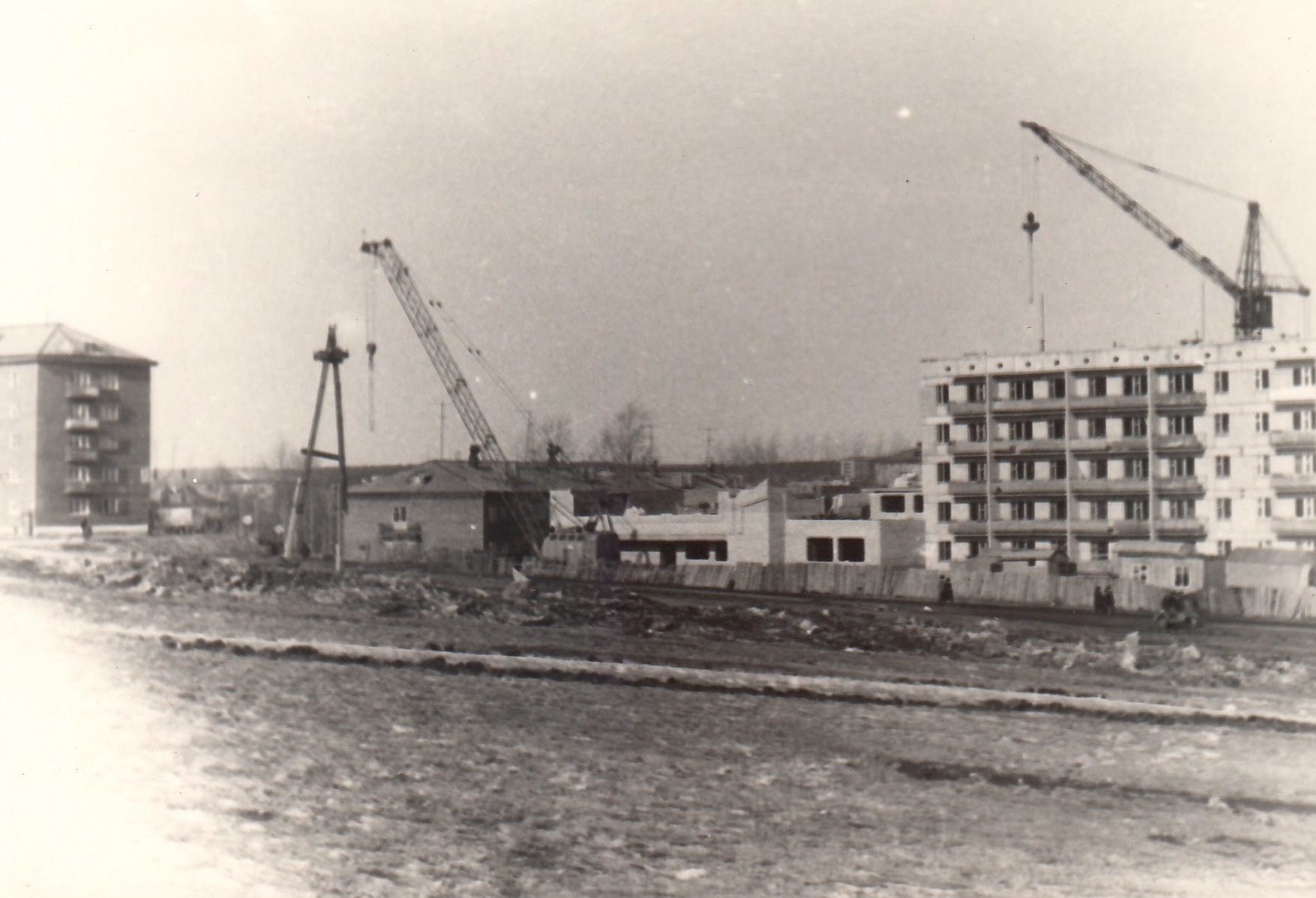 Строительство библиотеки Гавань во второй половине 1980-х годов