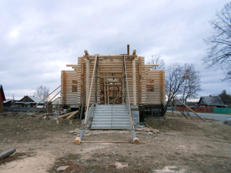 Строящийся храм в честь иконы Божией Матери "Скоропослушница" в поселке Озерный
