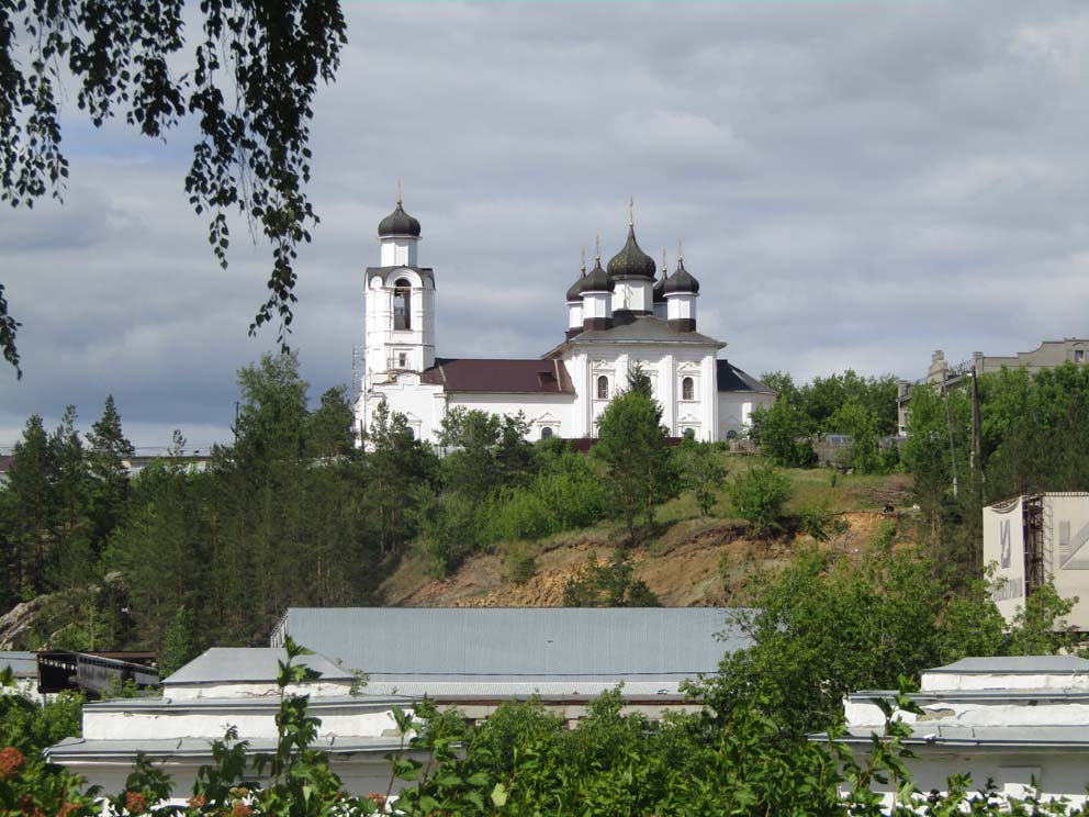 Спасо-Преображенский монастырский храм в Каменске-Уральском