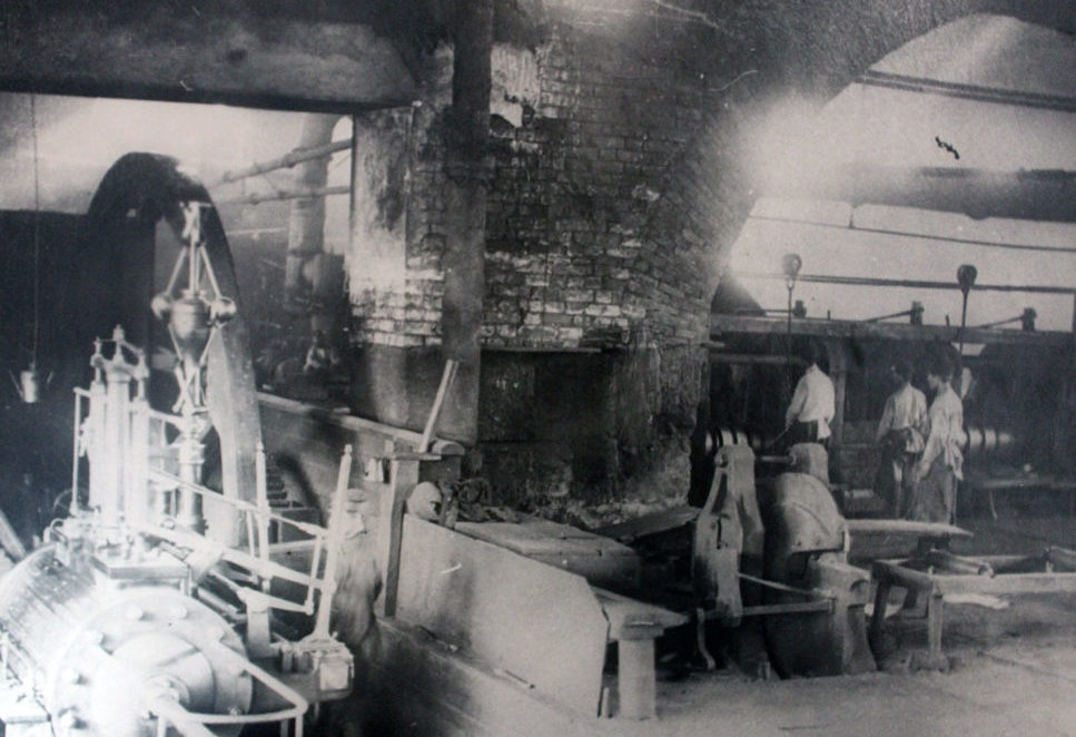 Старый Реж. Режевской завод, листопрокатный цех. Фото С. Сапожникова, 1880 год