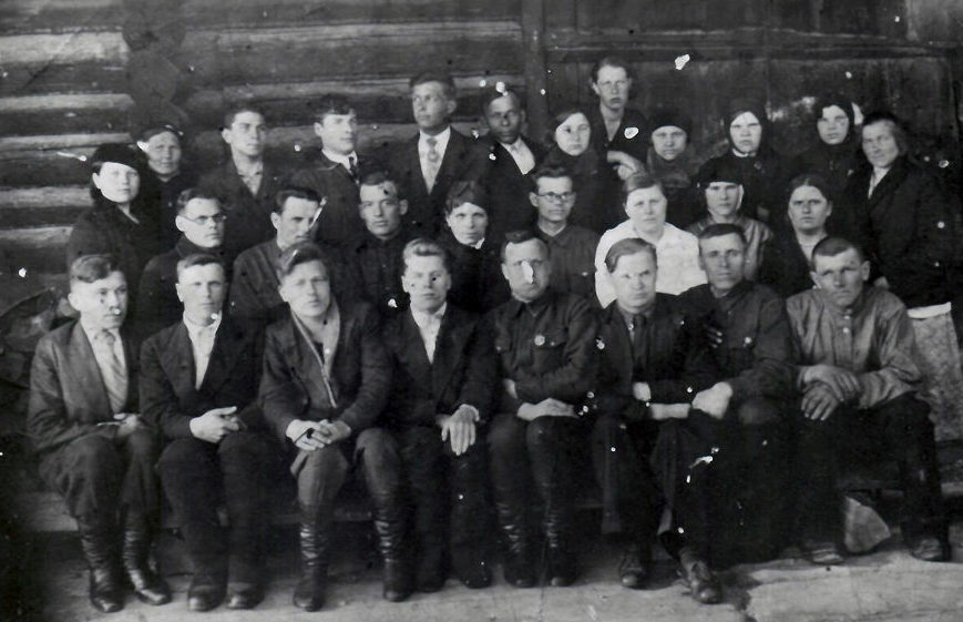 1937 год: комсомольский актив Режа