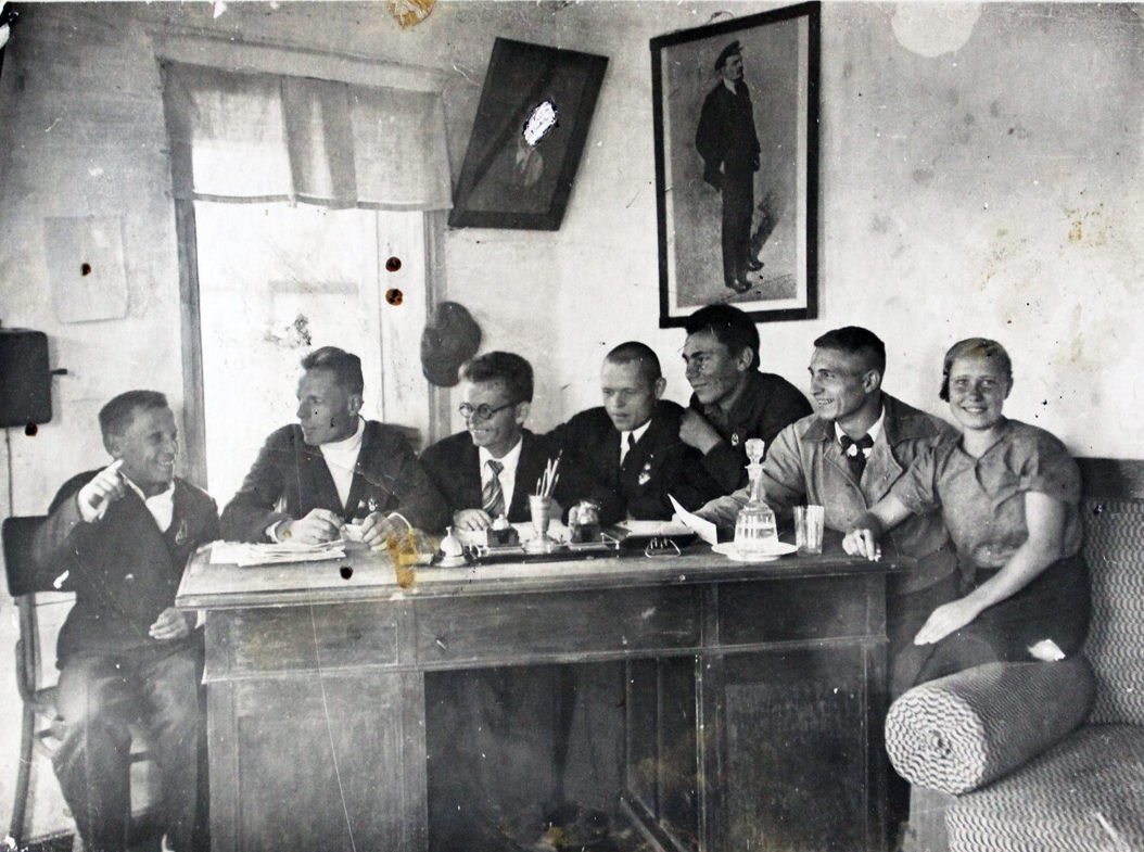 Группа руководящих работников Режа. Фото предположительно начала 1930-х годов