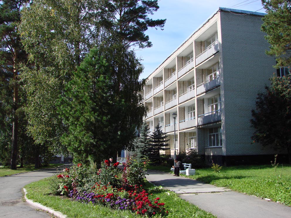 Главный корпус больницы восстановительного лечения "Липовка"