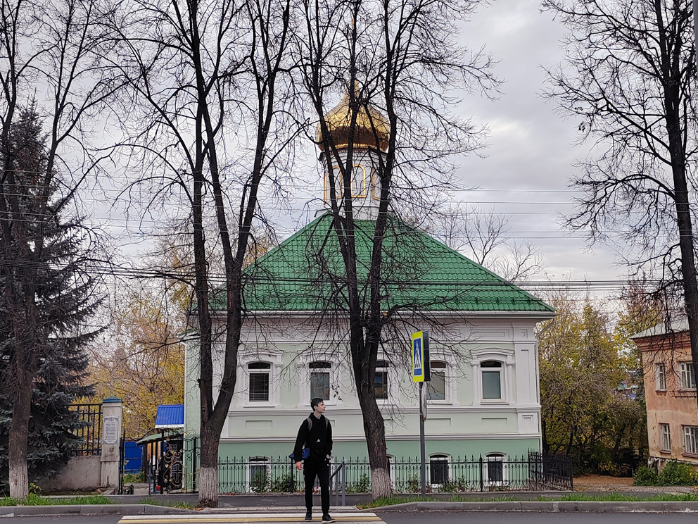 Храм Иоанна Кронштадтского в Реже. Фото осень 2023 года